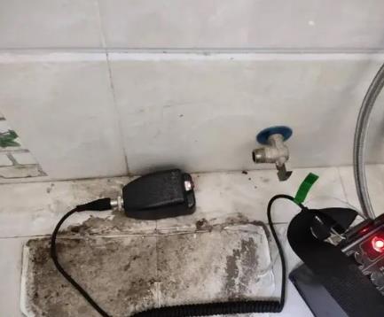 商河屋顶漏水维修公司分享下卫生间漏水的危害及解决方法